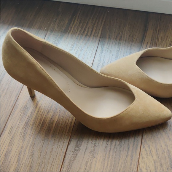 Aldo nude pumps 3” heels (US “7”) - Picture 3 of 7